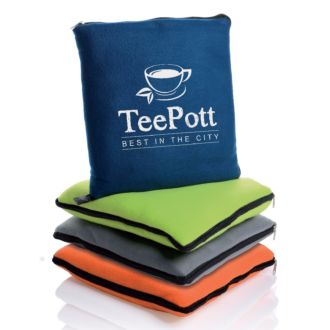 2in1 Fleece Kissen mit Reißverschluss zum Ausbreiten der Kuscheldecke