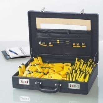 Aktenkoffer schwarz mit Inhalt